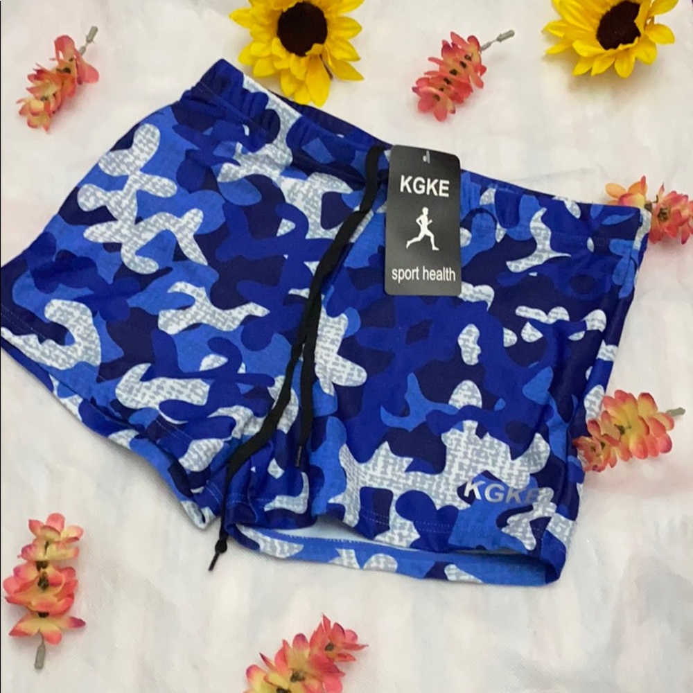 Short exercise trousers KGKE